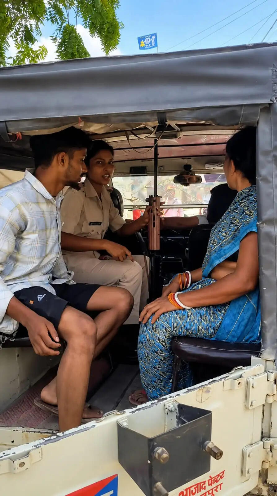 कोर्ट के एडवोकेट कमिश्नर की गाड़ी पर हमला, सहयोगी घायल