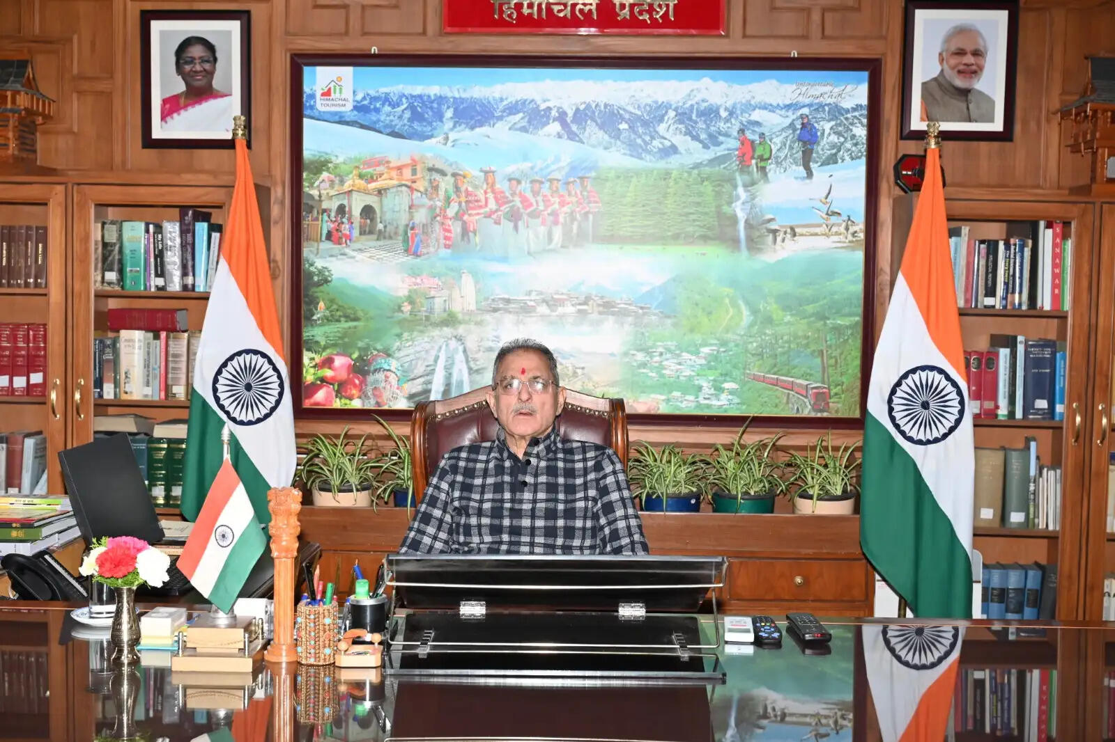 अनुसंधान की दिशा में नई उपलब्धियां हासिल करें युवा वैज्ञानिक : राज्यपाल कविंद्र गुप्ता