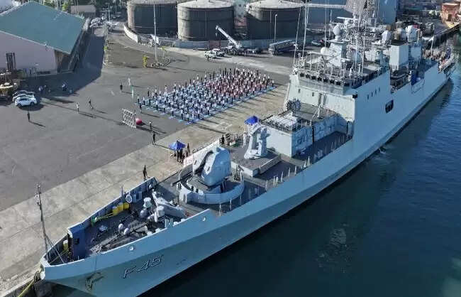 भारतीय युद्धपोत 'टेग' ने&nbsp;मॉरीशस के पोर्ट लुइस बंदरगाह का दौरा पूरा किया