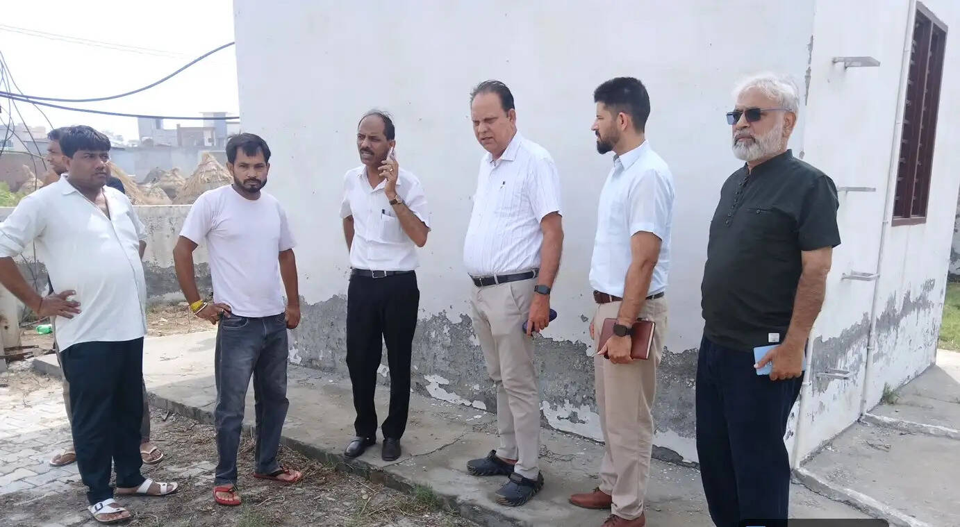 कैथल:सजूमा में पेयजल गुणवत्ता पर प्रशासन अलर्ट, मुख्य अभियंता ने किया निरीक्षण