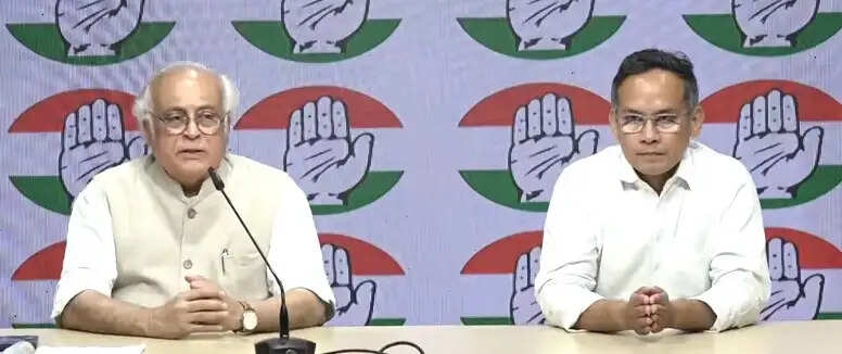 संसद के मानसून सत्र में सरकार के कई विधेयकों रोकने को जीत बताते हुए कांग्रेस ने कहा, बड़ी उपलब्धि