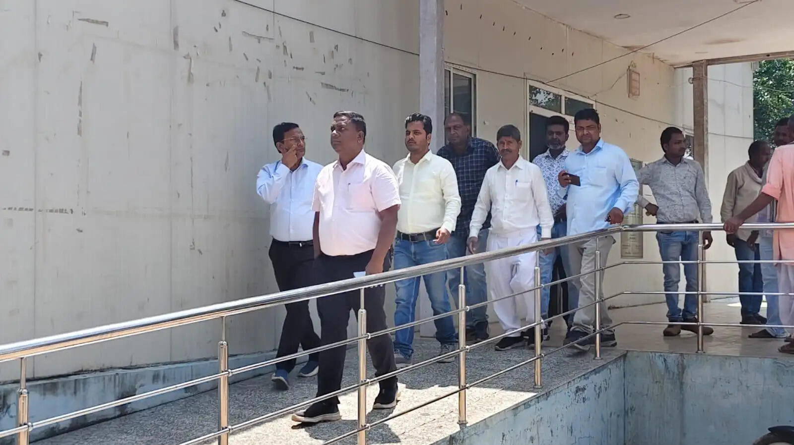 राघोपुर अस्पताल का अधिकारियों ने किया निरीक्षण,सुधार के सख्त निर्देश जारी