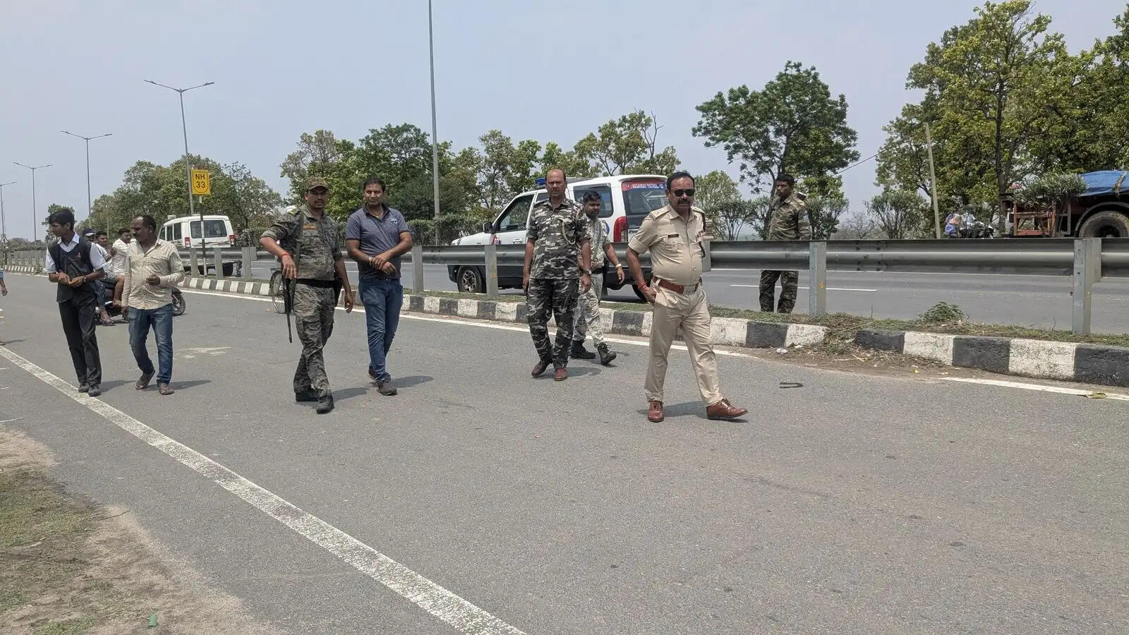 गोली मारकर पंप मैनेजर की हत्या