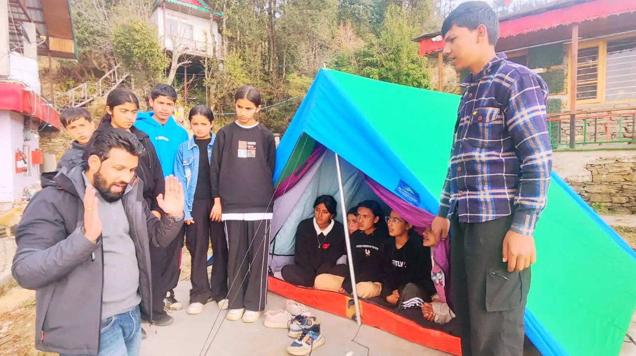 स्कूली विद्यार्थियों ने सीखे पर्यटन एवं हॉस्पिटैलिटी व्यवसाय के व्यवहारिक गुर