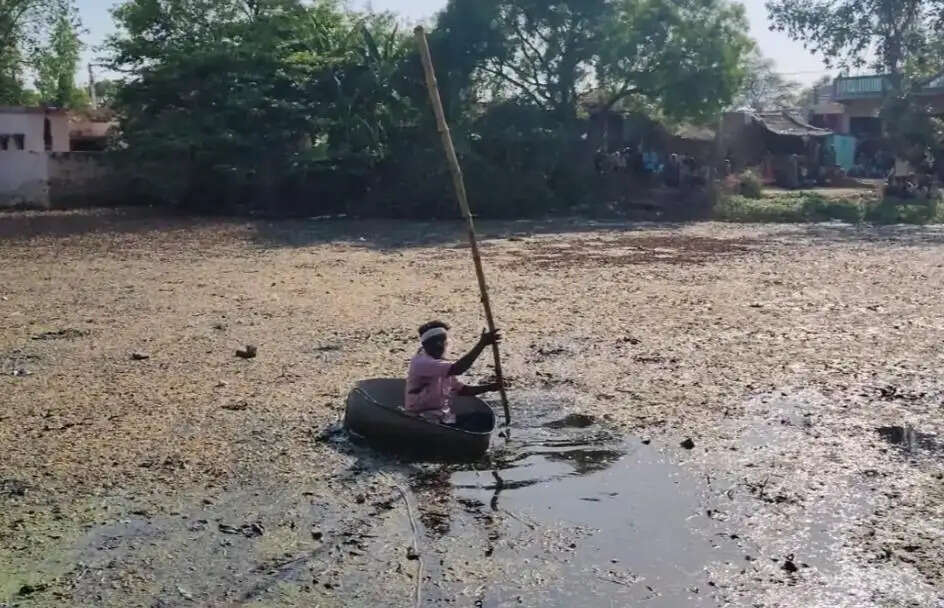 तालाब में डूबा युवक, तीन घंटे बाद मिला शव