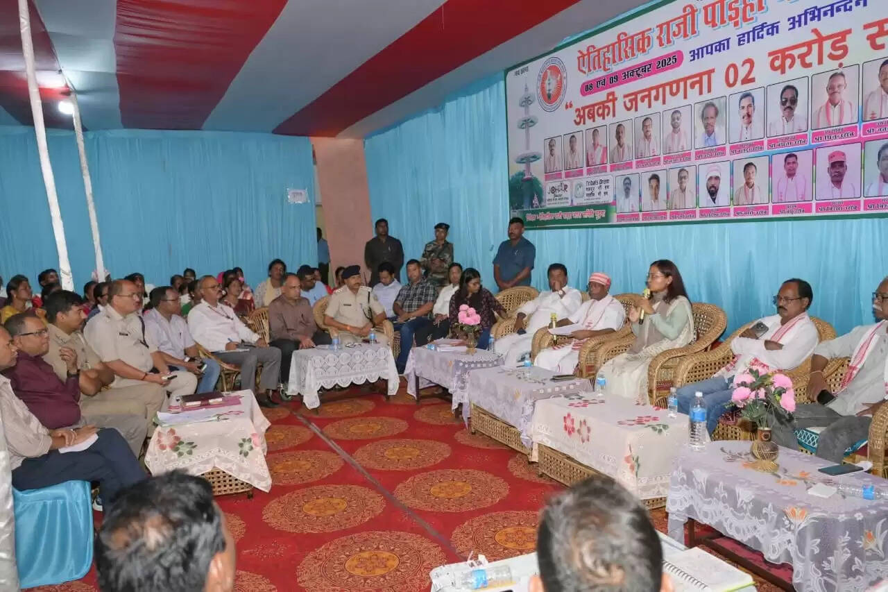 मंत्री शिल्पी तिर्की ने मुड़मा मेला की तैयारियों को लेकर की समीक्षा