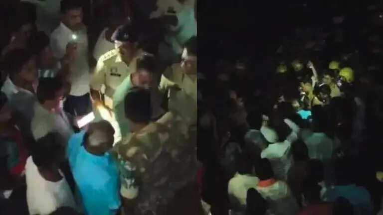 रायपुर के नकटी गांव में अतिक्रमण हटाने को लेकर प्रशासन और ग्रामीणों के बीच भारी तनाव