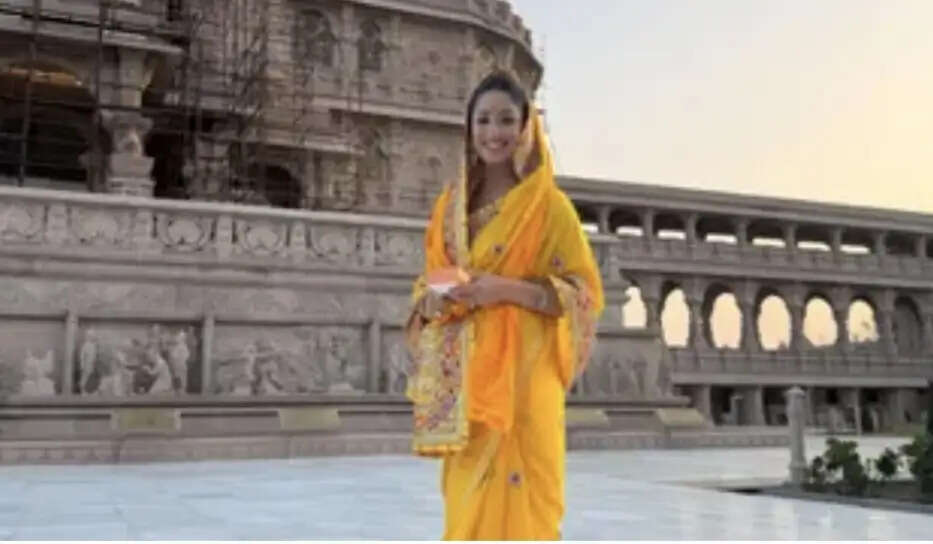 फिल्म अभिनेत्री यामी गौतम ने श्री राम जन्मभूमि में किए दर्शन