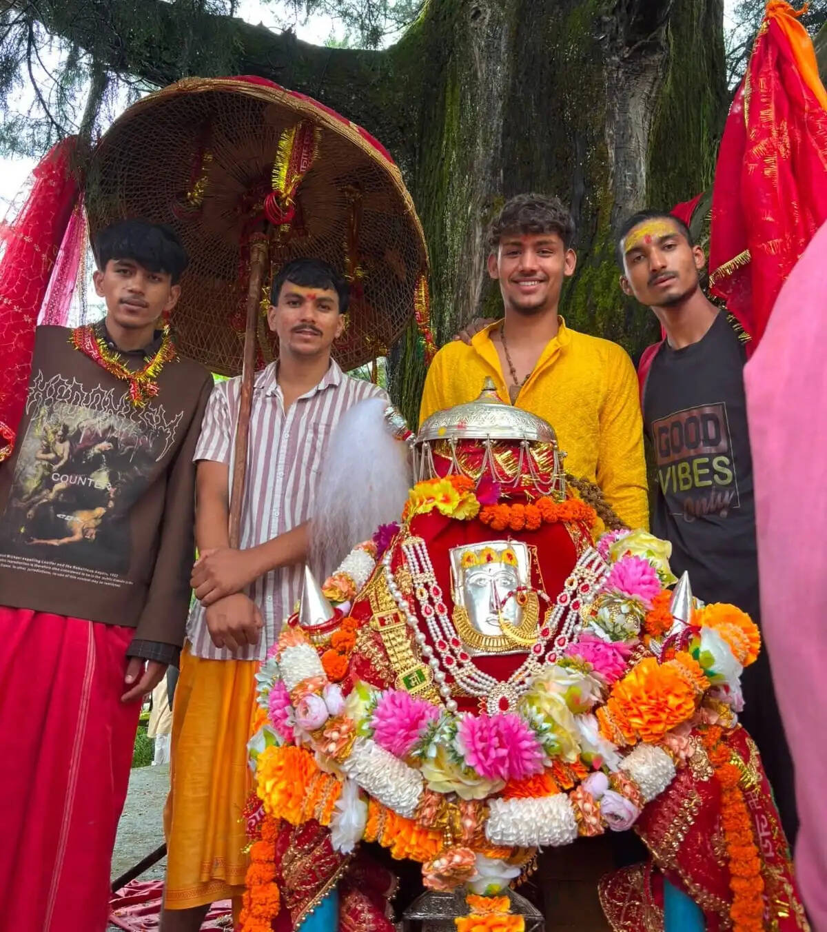 लोकगीतों और जागरों से बेटी को कैलाश विदाई