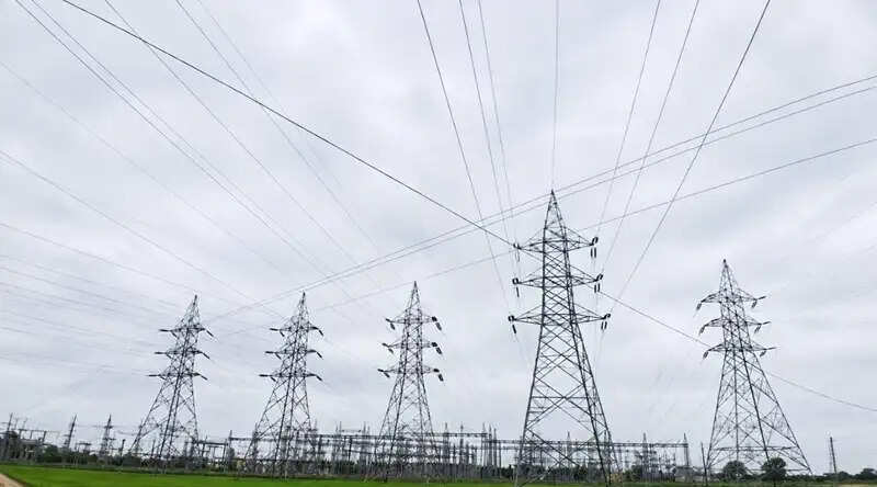 एमपी ट्रांसको ने 135 सर्किट किलोमीटर की 6 नई ट्रांसमिशन लाइनें पूर्ण कर बनाया नया कीर्तिमान