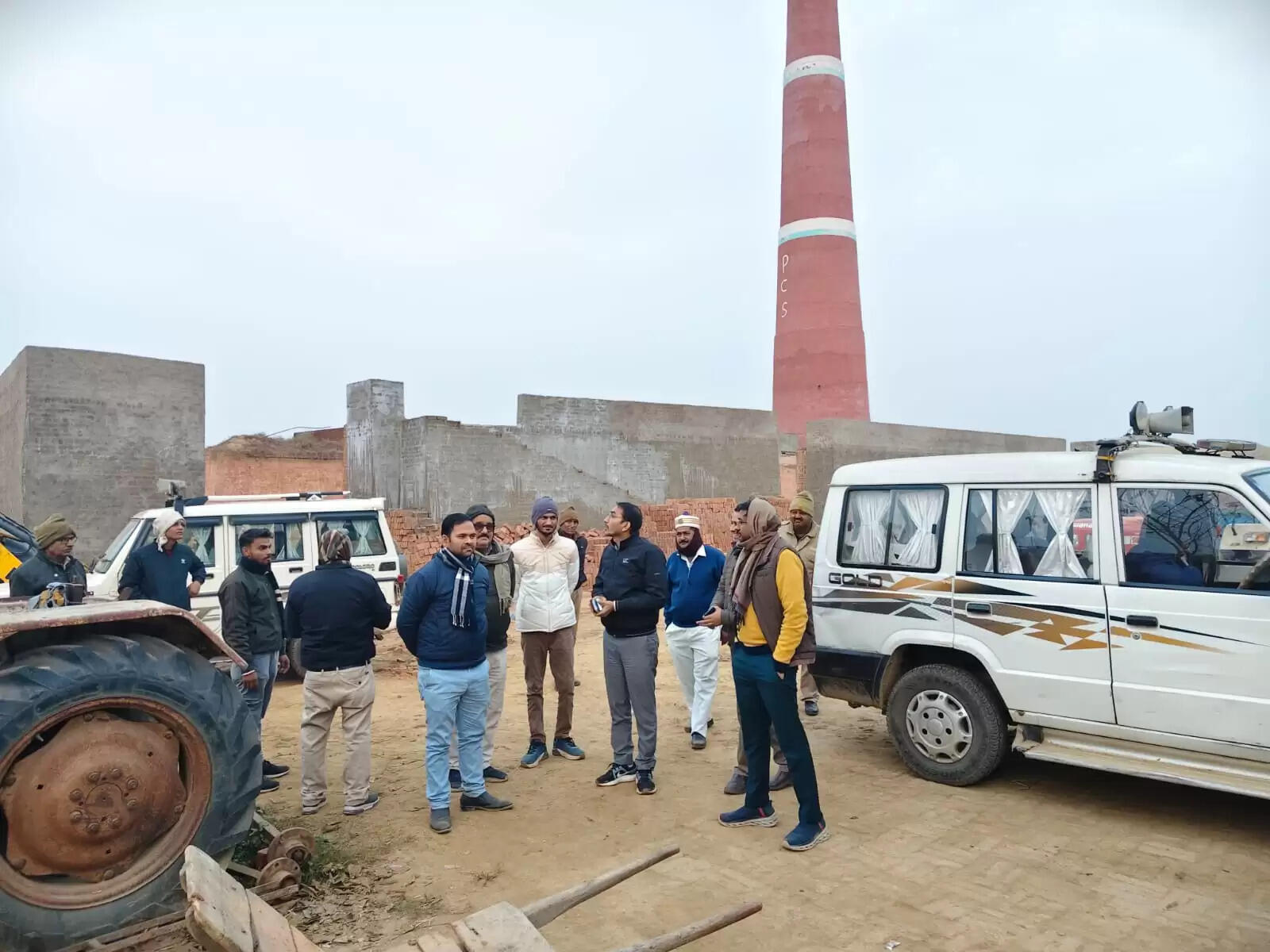 विनिमय शुल्क जमा न करने पर चार ईंट भट्ठों पर कार्रवाई, संचालन रोका गया