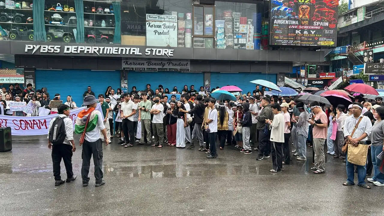 इटानगर में सोनम वांगचुक के समर्थन में शांतिपूर्ण रैली आयोजित