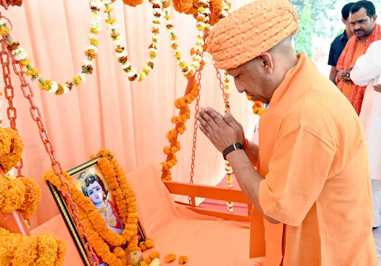 उप्र में सज्जनों का संरक्षण, दुर्जनों के लिए जीरो टॉलरेंस : सीएम योगी