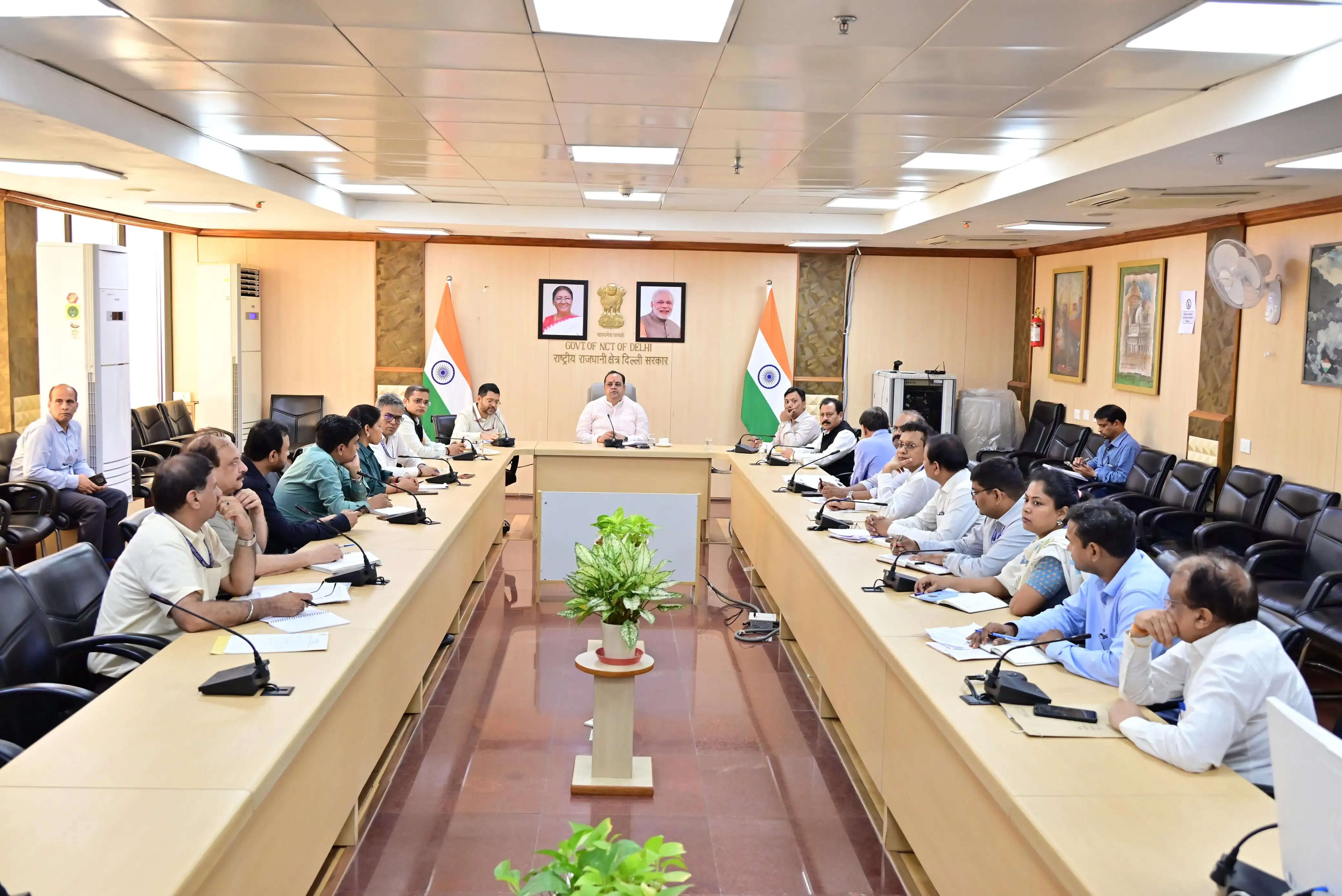 दिल्ली के स्वास्थ्य मंत्री ने एच1एन1, डेंगू और मलेरिया से निपटने की तैयारियों की समीक्षा की