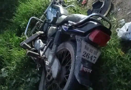 रानीपुर में बमबाजी के बाद हवाई फायरिंग, दहशत