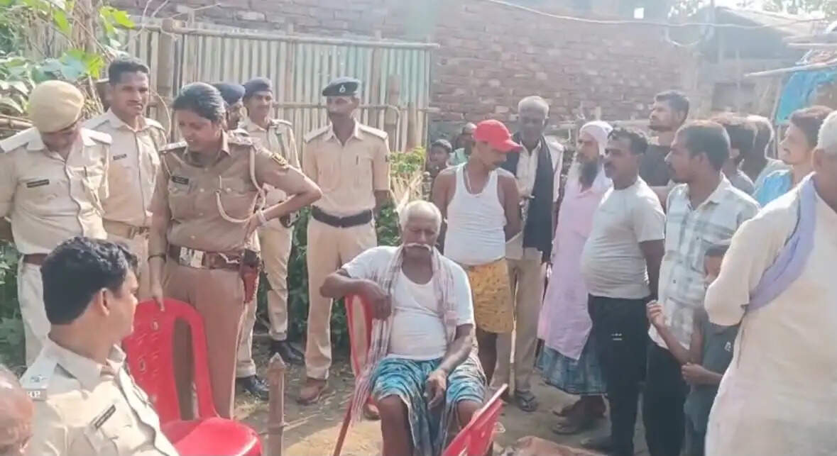पिपरा में बदमाशों का आतंक, एक अधेड़ महिला की गला दबाकर हत्या