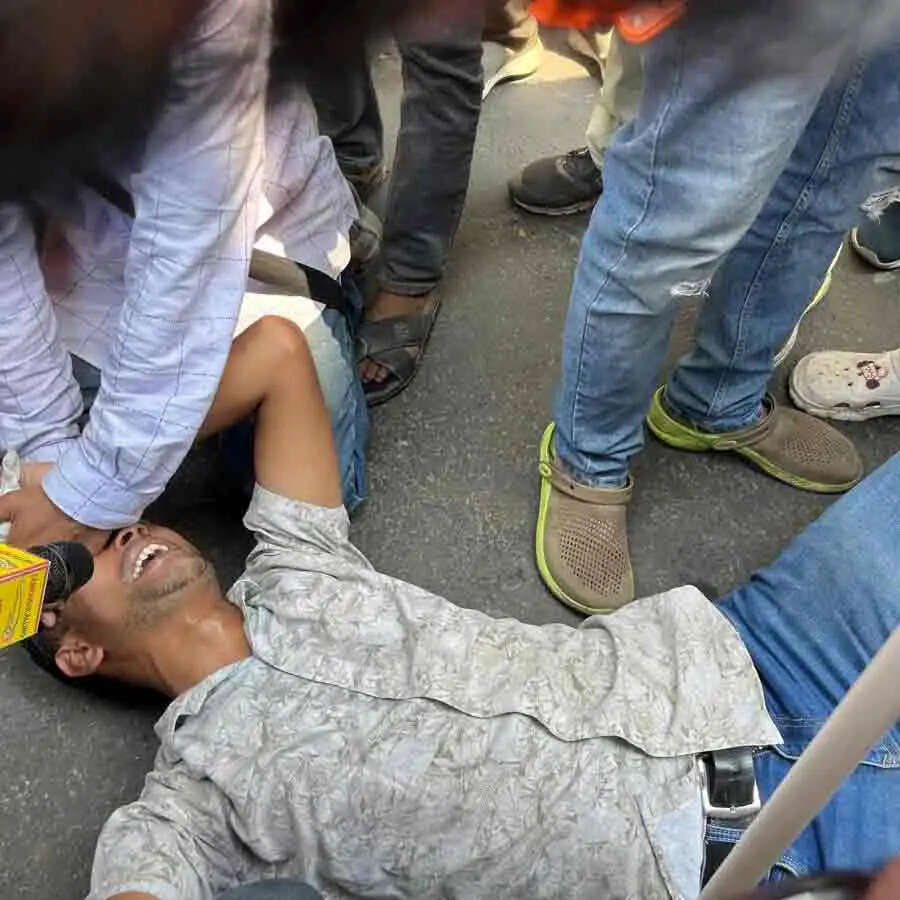 अमित शाह की मौजूदगी में शुभेंदु अधिकारी ने किया नामांकन, गृह मंत्री की रैली में भाजपा समर्थकों को टीएमसी कार्यकर्ताओं ने पीटा