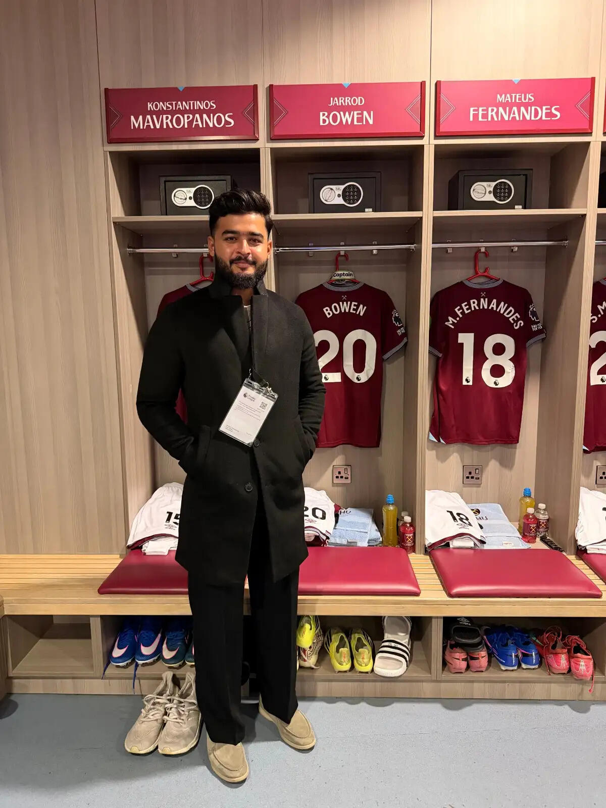 प्रीमियर लीग के ‘इंडिया सुपर फैन’ बने रियान पराग, यादगार रहा लंदन का दौरा