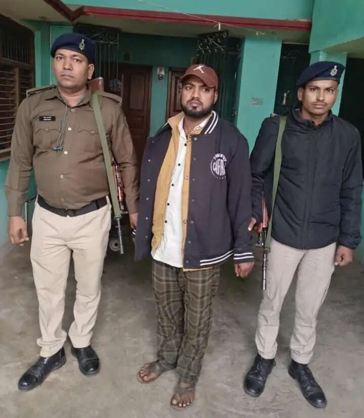 सुपौल में 20 हजार घूस लेते सर्वे अमीन गिरफ्तार