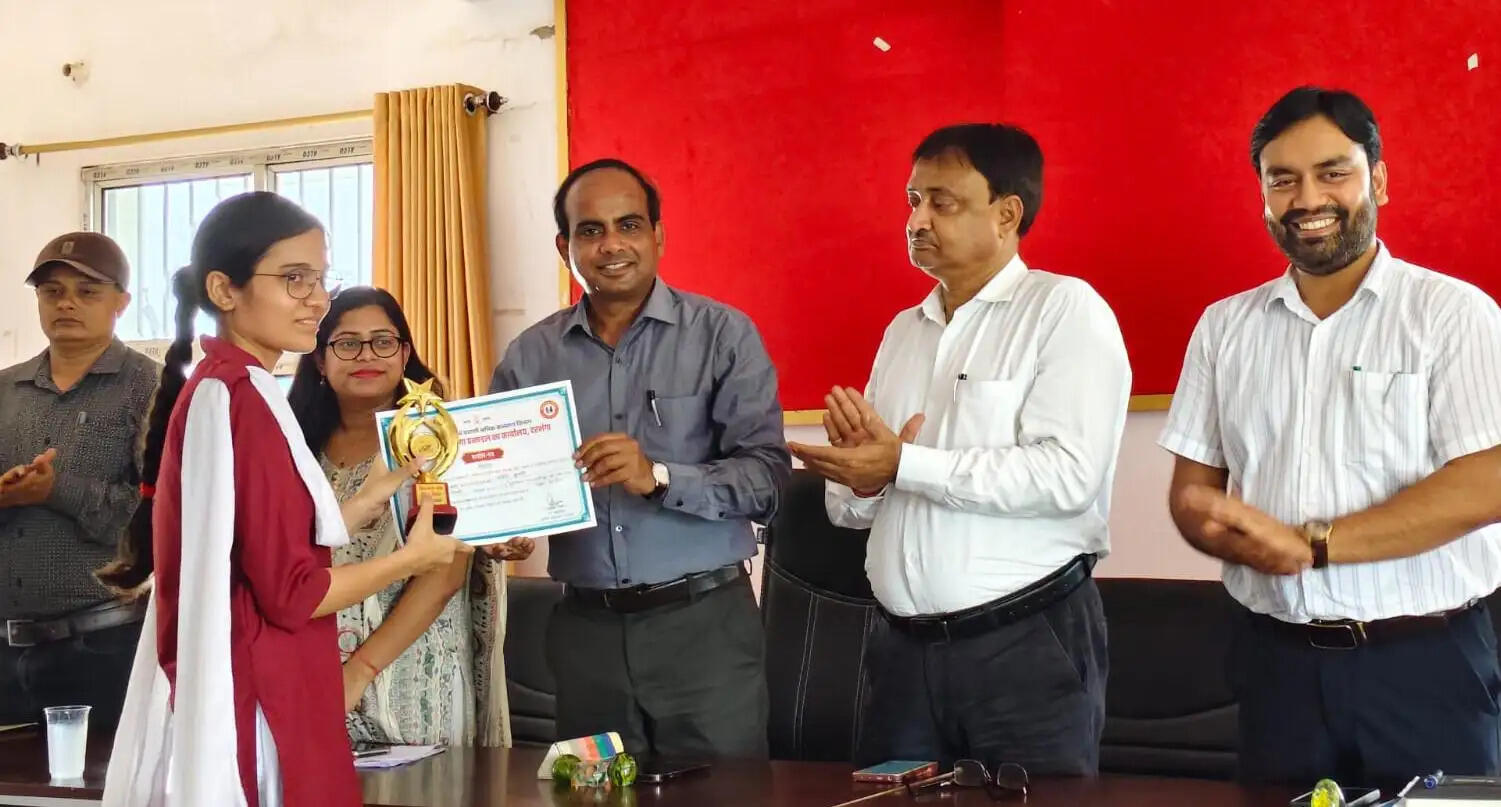 बाल श्रम उन्मूलन को लेकर विद्यार्थियों ने रखे सशक्त विचार, राज्य स्तरीय प्रतियोगिता के लिए चयन