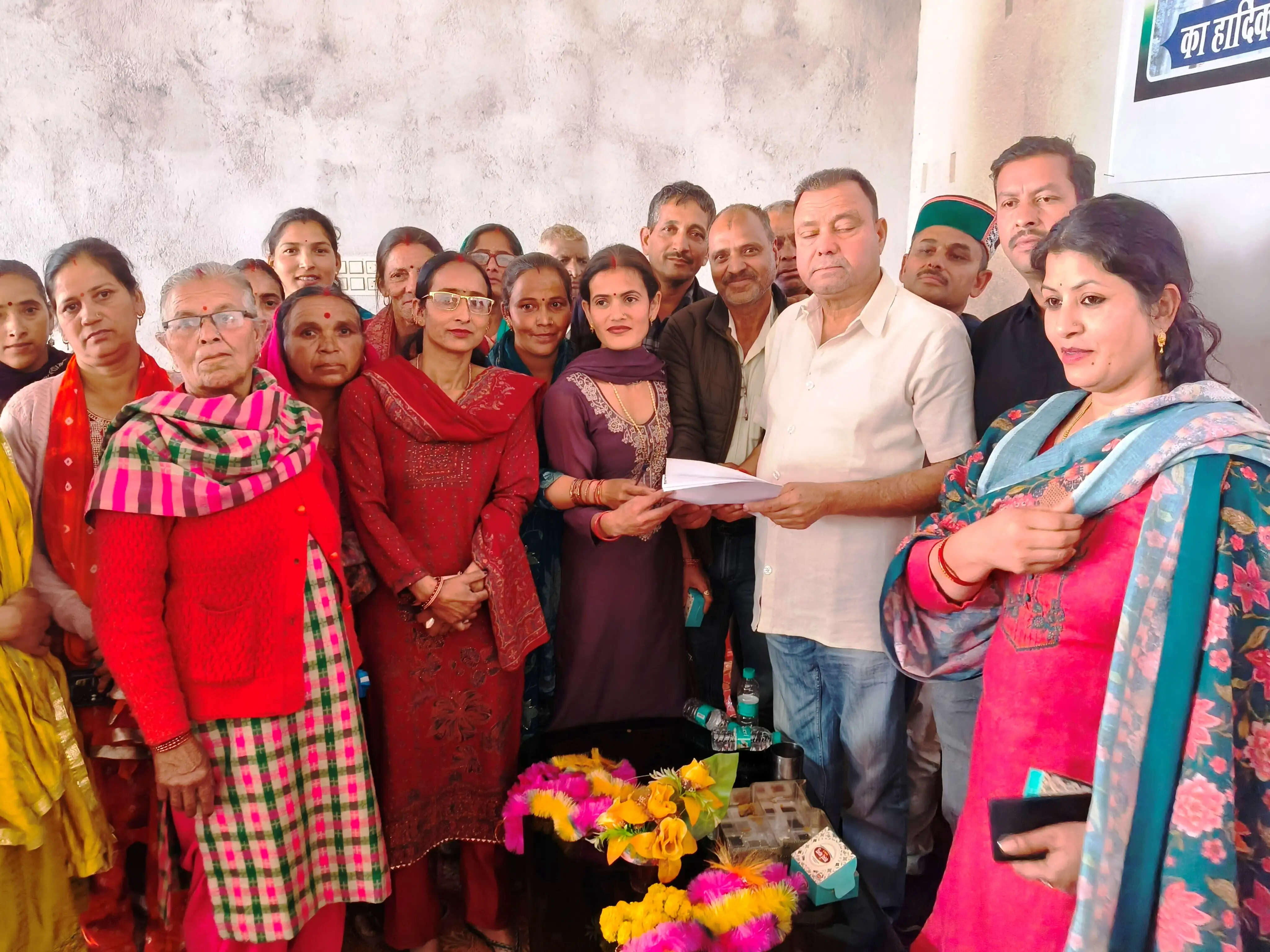 मंडी के कांढी-तारापुर गांव को जल्द मिलेगी बस की सुविधा, पूर्व मंत्री ने दिया आश्वासन