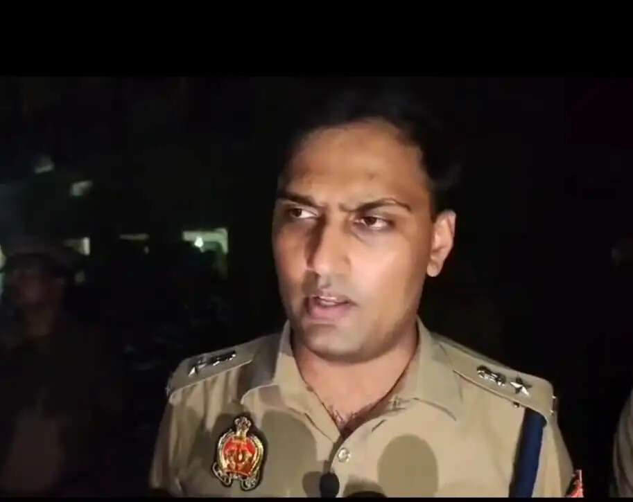 दो पक्षों में खूनी संघर्ष, एक की मौत, कई घायल