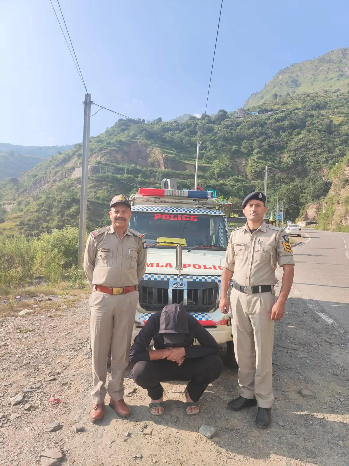 कोटखाई में कार से 29.43 ग्राम चिट्टा बरामद, एक गिरफ्तार