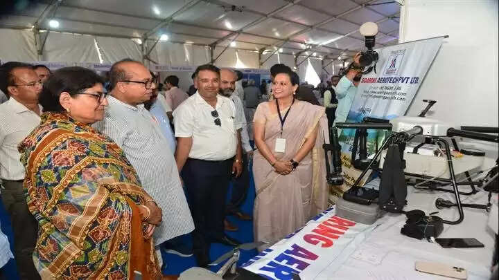 उज्जैनः प्रधानमंत्री सूर्य घर बिजली योजना के अंतर्गत दो दिवसीय सौर मेले का शुभारंभ