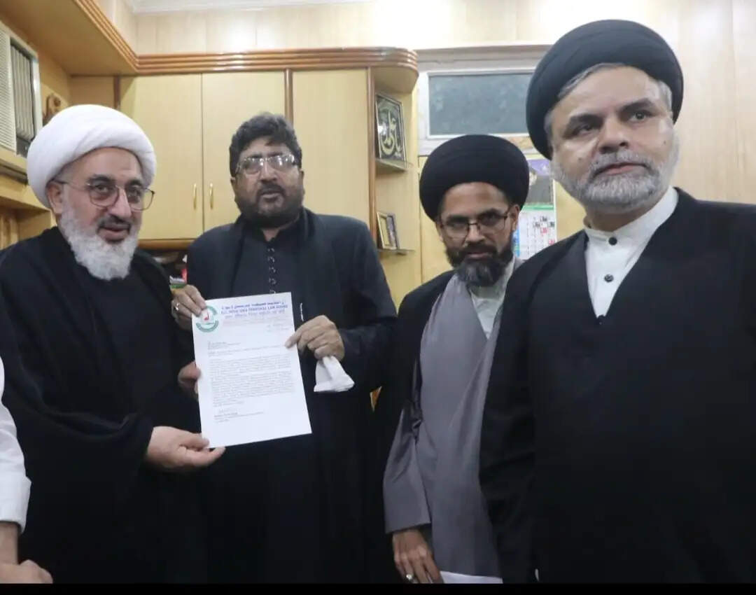 लखनऊ में ईरान के पूर्व सुप्रीम लीडर शहीद खामनेई की स्मृति में श्रद्धांजलि सभा आयोजित