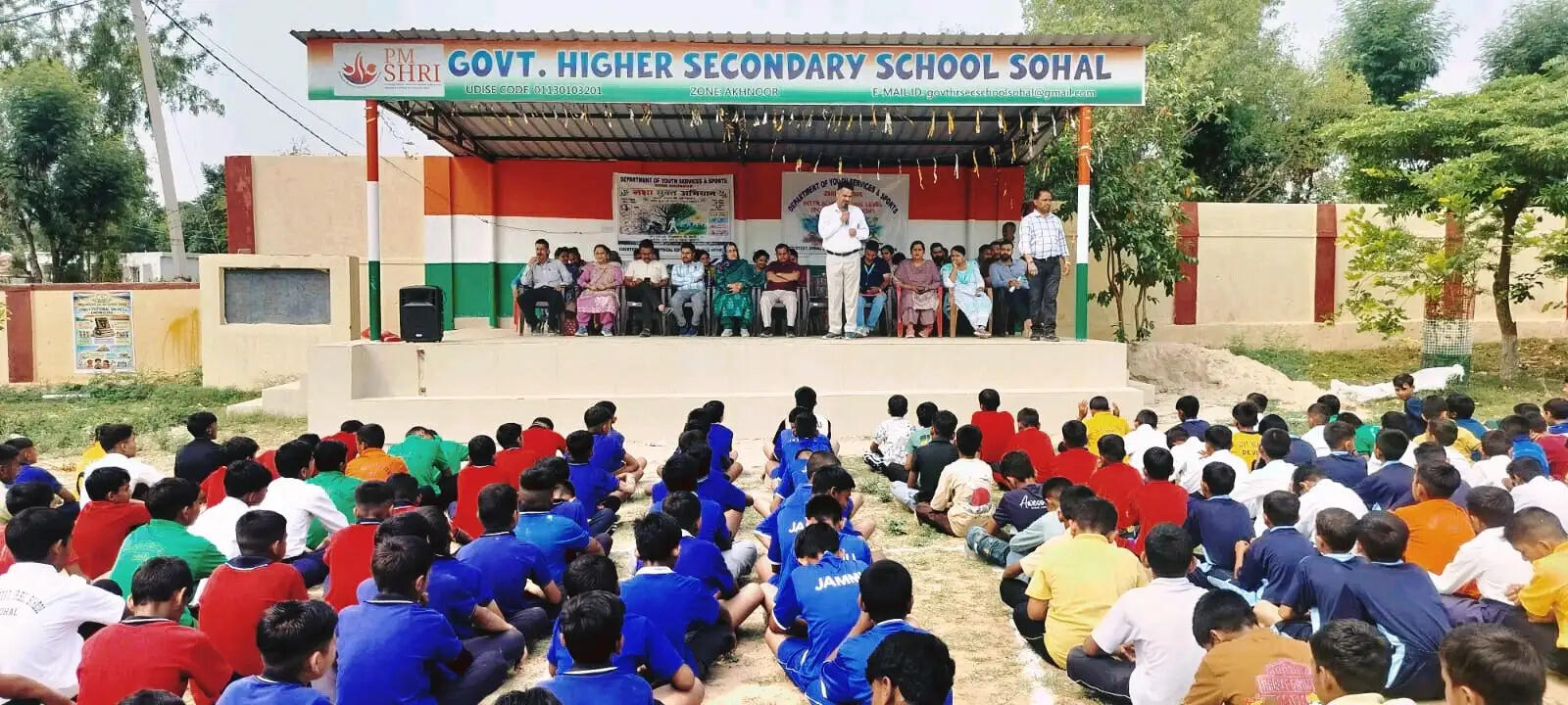 अंतर-विद्यालयी खेल प्रतियोगिताओं का शुभारंभ, 600 से अधिक खिलाड़ियों ने क्रिकेट, फुटबॉल और खो-खो में दिखाया दमखम