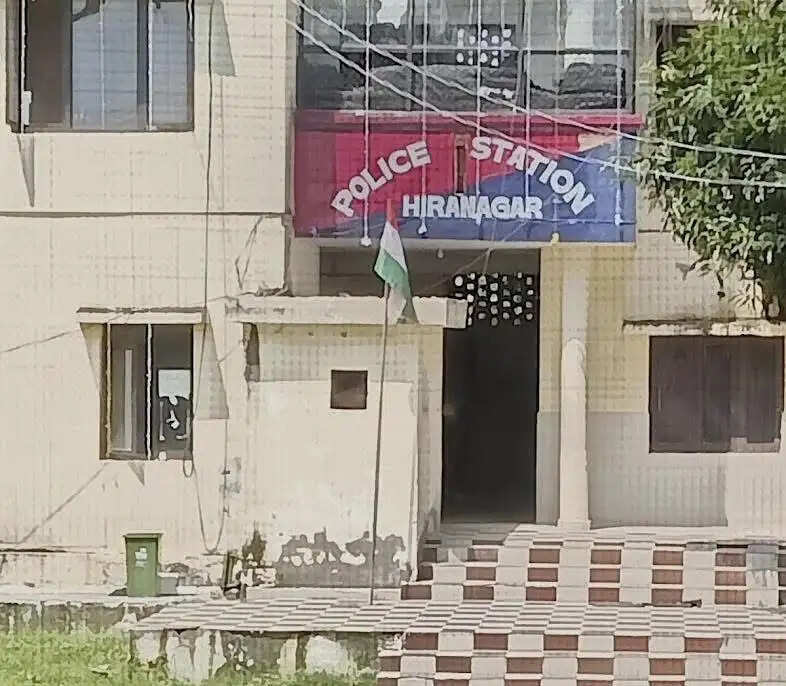 नशे के संदेह में पुलिस सब-इंस्पेक्टर पर एनडीपीएस एक्ट के तहत मामला दर्ज