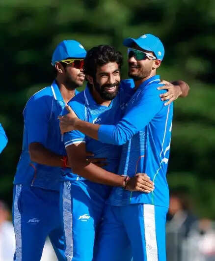 एशियाई खेल 2026 : भारतीय क्रिकेट टीम ने श्रीलंका को 124 रनों से रौंदकर फाइनल में बनाई जगह