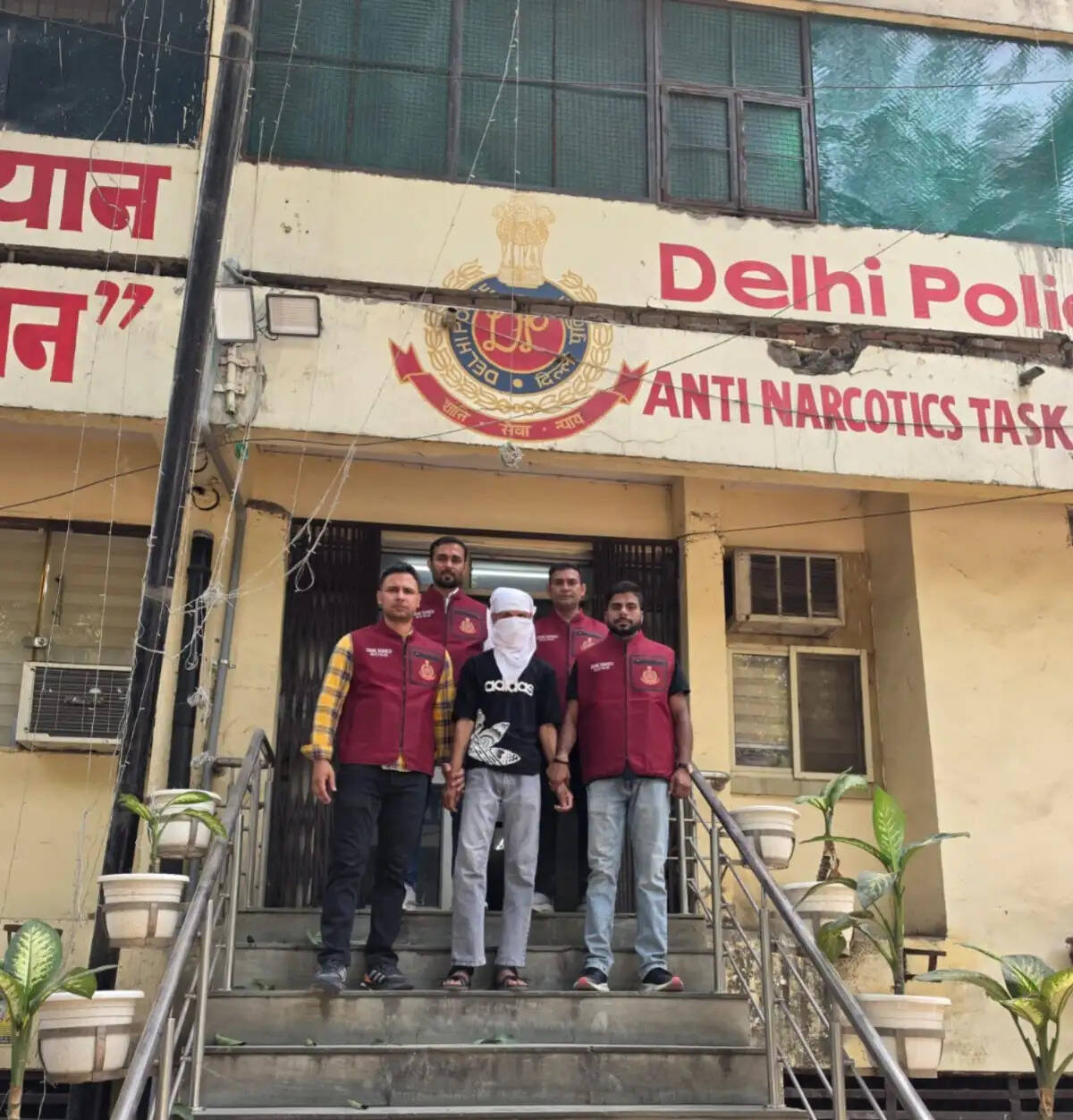 दिल्ली के आदर्श नगर हत्याकांड में फरार आरोपित गिरफ्तार