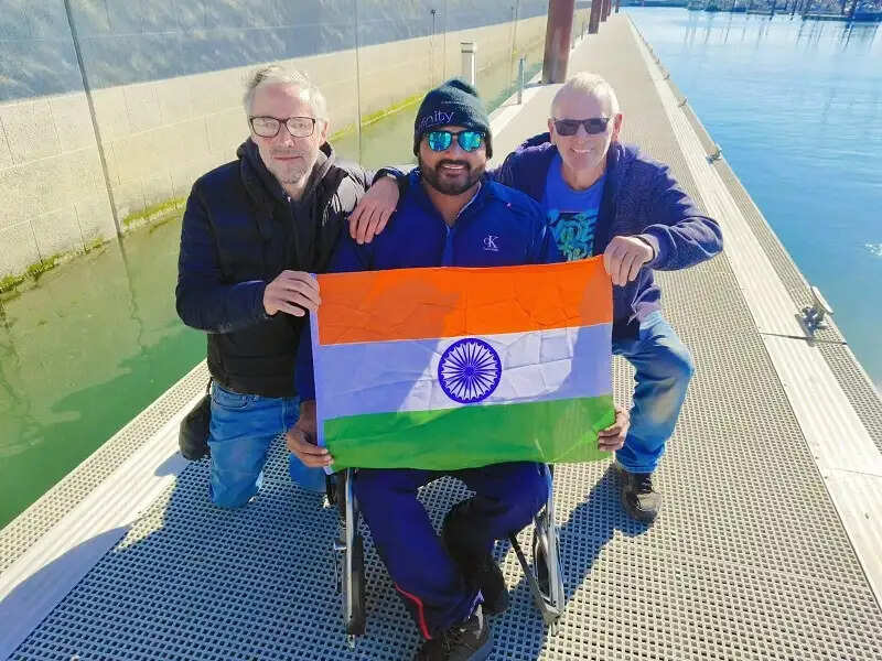मप्र के पैरा तैराक सतेंद्र सिंह लोहिया ने रचा इतिहास, तीसरी बार सफलतापूर्वक पार की इंग्लिश चैनल