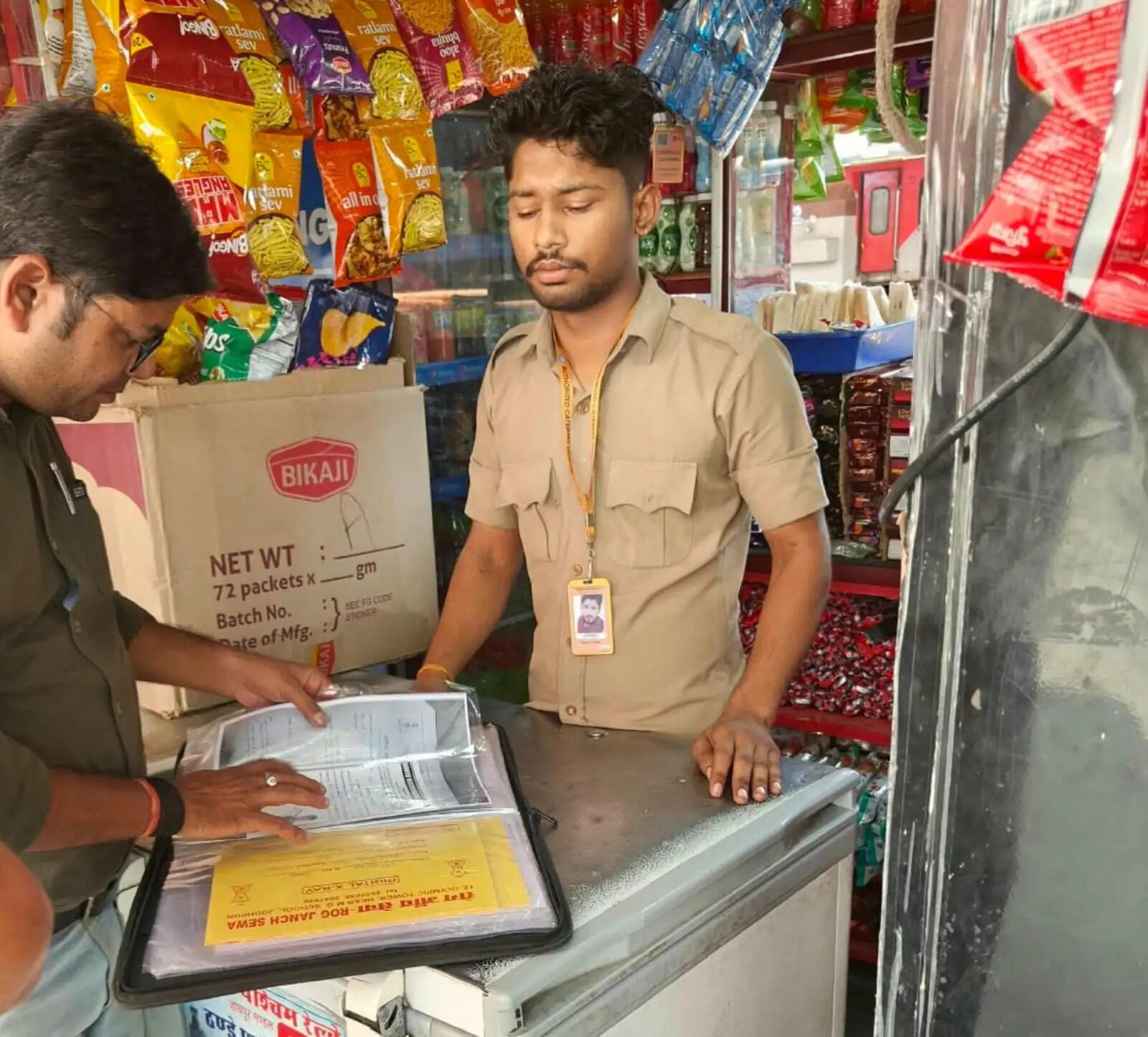 स्वच्छता अभियान में कैटरिंग स्टॉलों की जांच, खान-पान की गुणवत्ता पर जोर