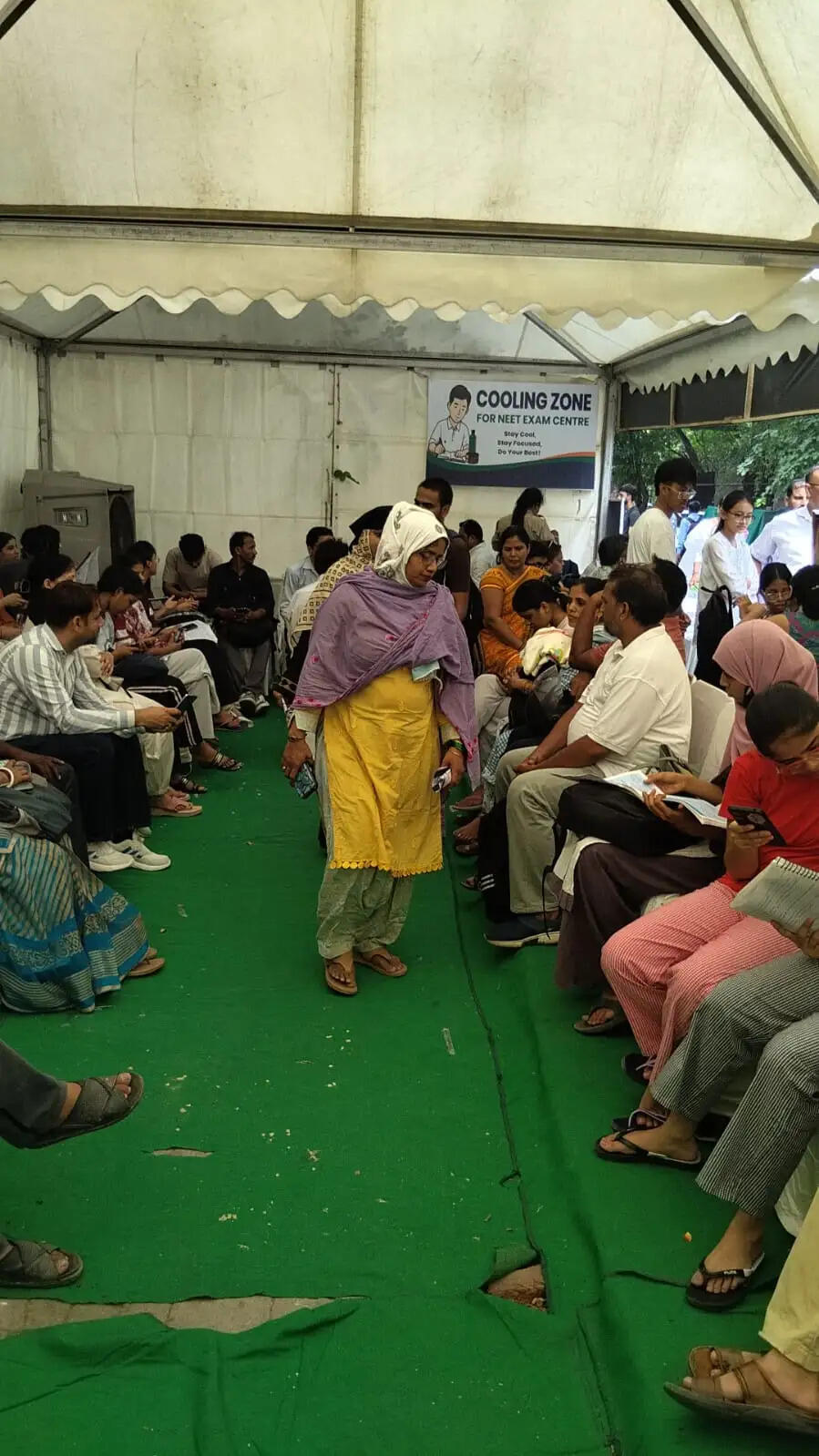 नीट परीक्षा के दौरान 45 हजार अभिभावकों व परीक्षार्थियों ने कूलिंग जोन का उठाया लाभ
