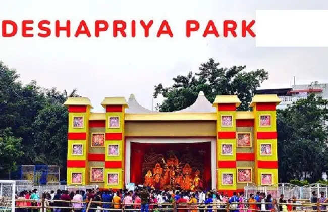 देशप्रिय पार्क दुर्गापूजा विवाद गहराया, स्वपन दासगुप्ता ने पंडाल तोड़े जाने के दावे को नकारा