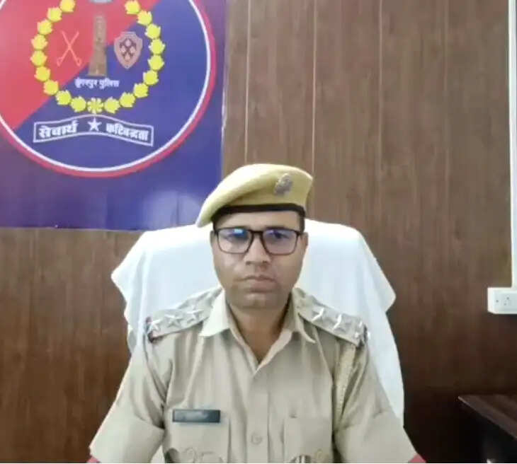 चार साल बाद कुवैत से लौटा हत्या का आरोपित, जंगल में 2 किलाेमीटर पीछा कर पुलिस ने दबोचा
