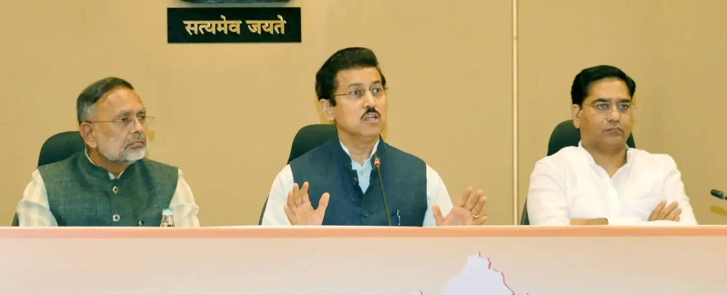 राज्य मंत्रिमण्डल-मंत्रिपरिषद बैठक : सेमी कण्डक्टर, डाटा सेंटर, डिफेंस मैन्युफैक्चरिंग को मिलेगा प्रोत्साहन