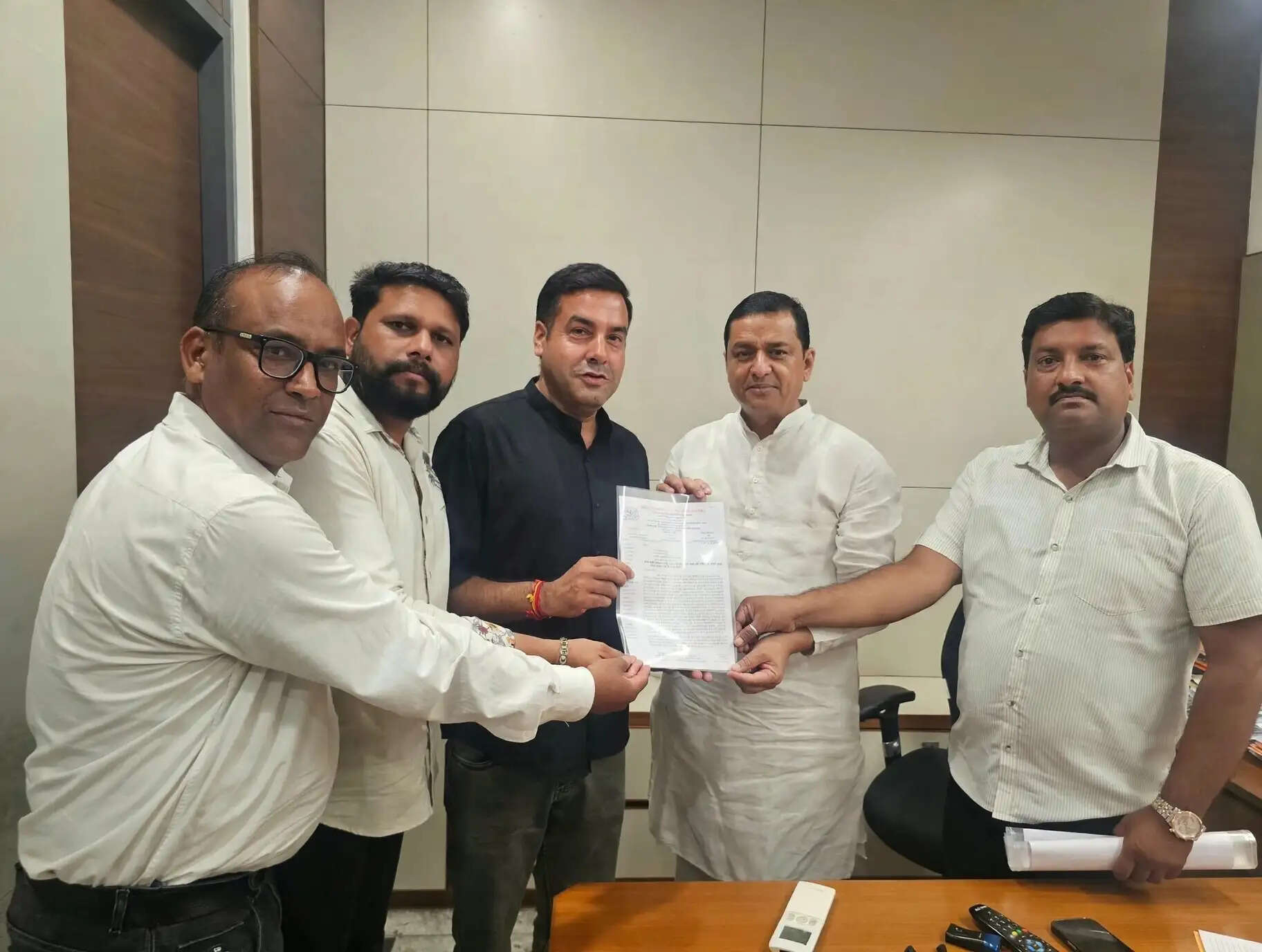 आरटीई से पूर्व नियुक्त शिक्षकों को टीईटी अनिवार्यता से मुक्त करने की मांग तेज