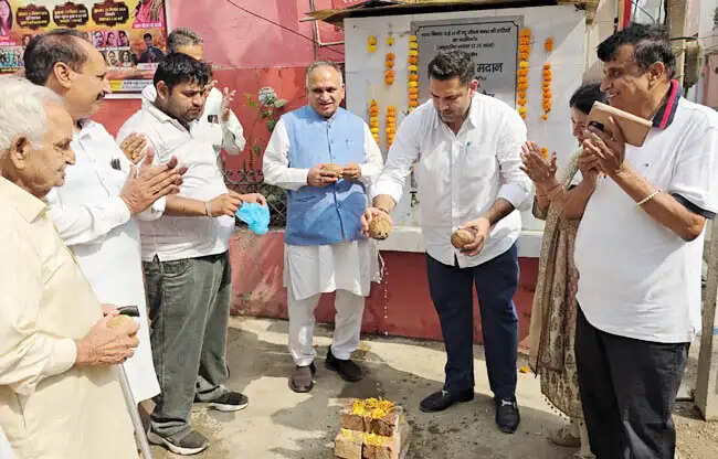 सोनीपत: करोड़ों से पार्किंग, सड़कें और गलियां होंगी पक्की: निखिल मदान