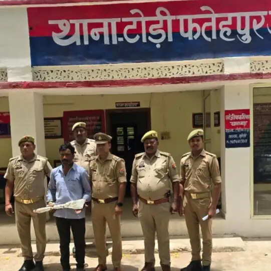 प्रेम प्रसंग में महिला की हत्या का खुलासा,हत्यारोपित प्रेमी गिरफ्तार
