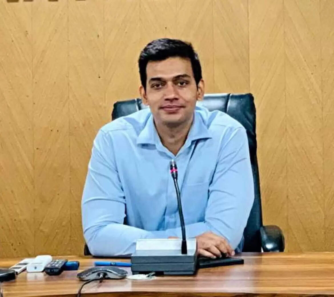 डीएम जम्मू का सख्त आदेश-सोशल मीडिया पर भड़काऊ व फेक कंटेंट पूरी तरह प्रतिबंधित