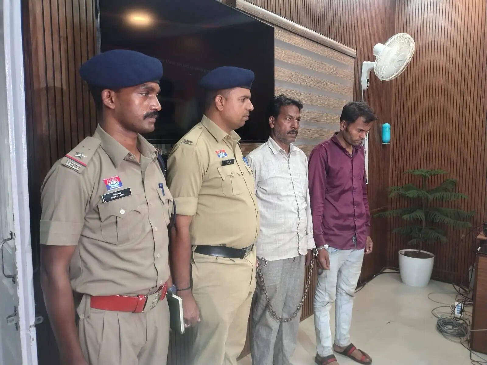 उरला पुलिस की बड़ी सफलता: 24 घंटे में ट्रक और फैक्ट्री में चोरी के 3 आरोपित गिरफ्तार, 17 लाख की संपत्ति बरामद