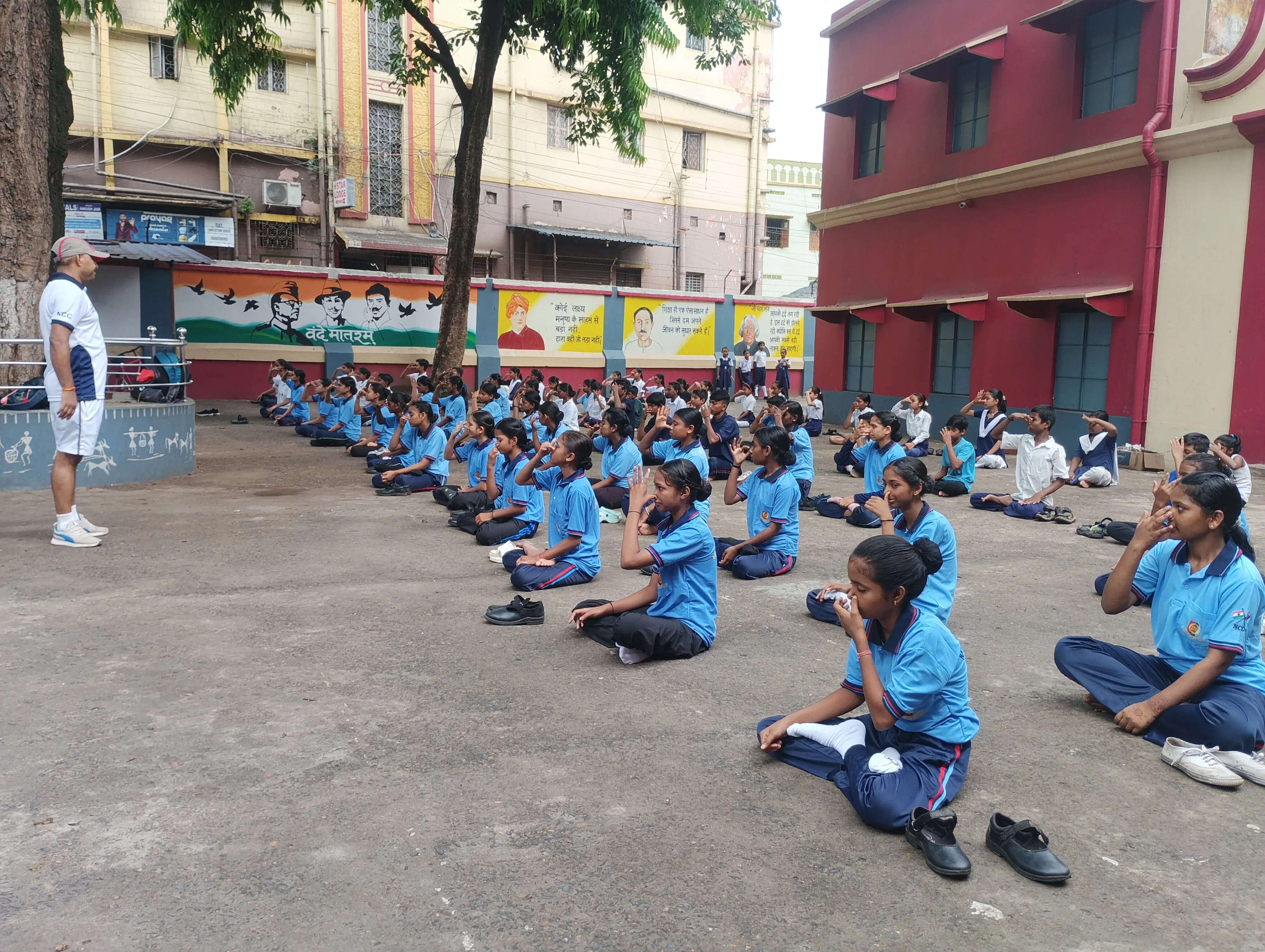 पश्चिम मेदिनीपुर में अंतरराष्ट्रीय योग दिवस पर जगह-जगह भव्य आयोजन