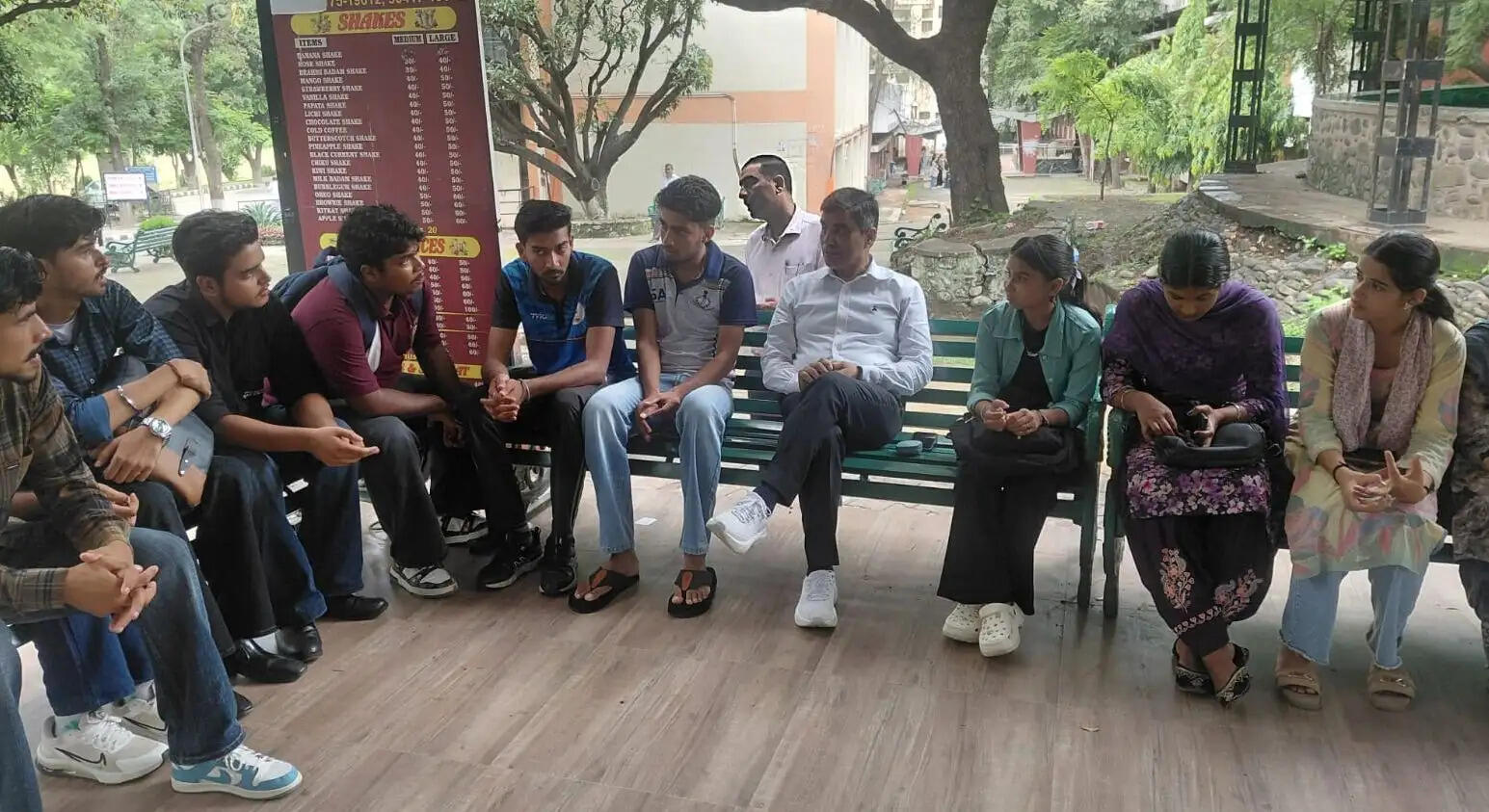शिक्षा मंत्री ने पंचकूला गवर्नमेंट कॉलेज का किया औचक निरीक्षण