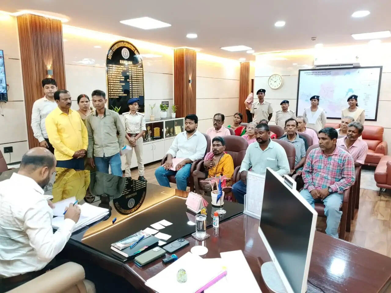 समस्या के समाधान के लिए लोगों को कार्यालयों में ना लगाना पड़े चक्कर&nbsp;: ऋतुराज