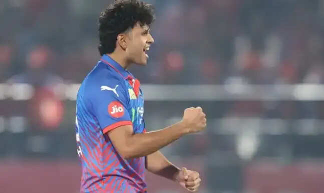 आईपीएल 2026 : डेब्यू मैच में छाए डीसी के माधव तिवारी, कहा,“मैं 100% गेंदबाज और 100% बल्लेबाज हूं”