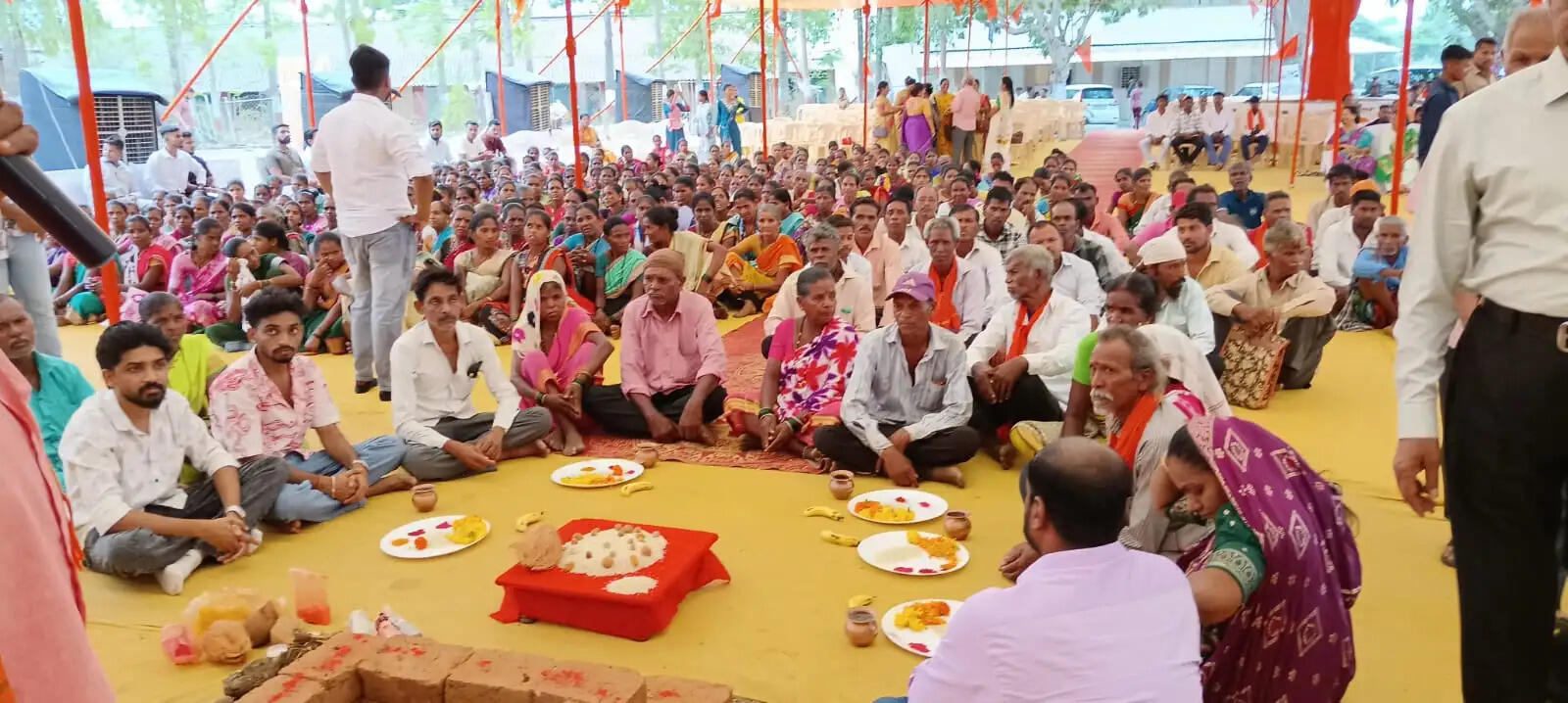 पालघर में 500 से ज्यादा आदिवासियों की घर वापसी