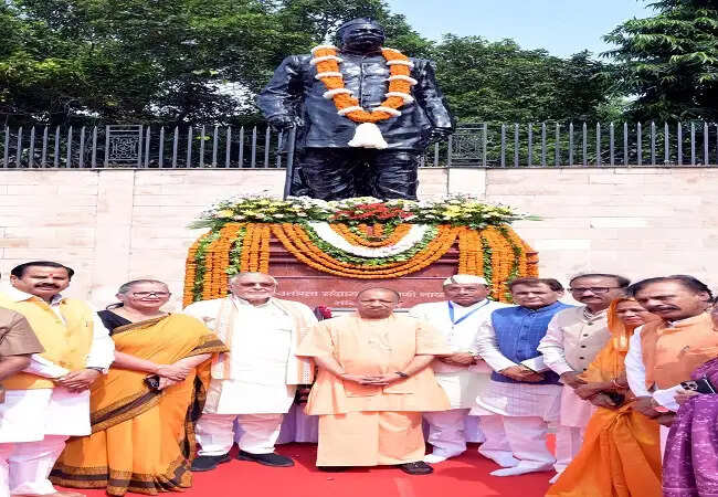 पंडित गोविंद बल्लभ पंत ने स्वतंत्रता संग्राम में बढ़-चढ़कर हिस्सा लिया, काकोरी के क्रांतिकारियों की मजबूती से की थी पैरवी : मुख्यमंत्री योगी